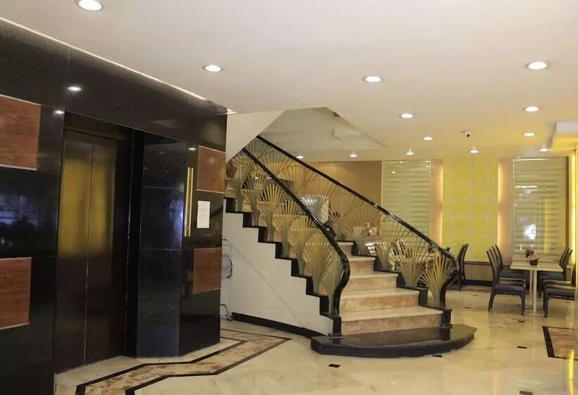 Palm Hotel Manila