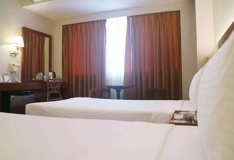 Palm Hotel Manila