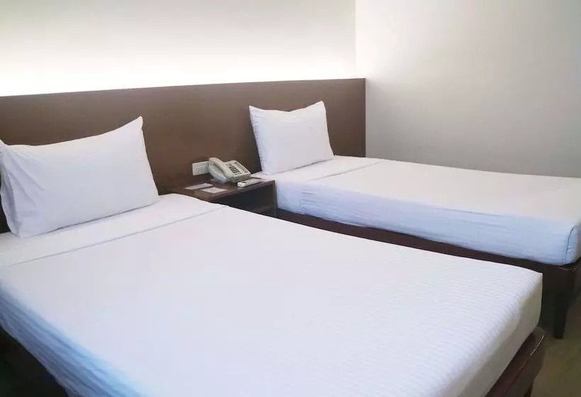 Palm Hotel Manila