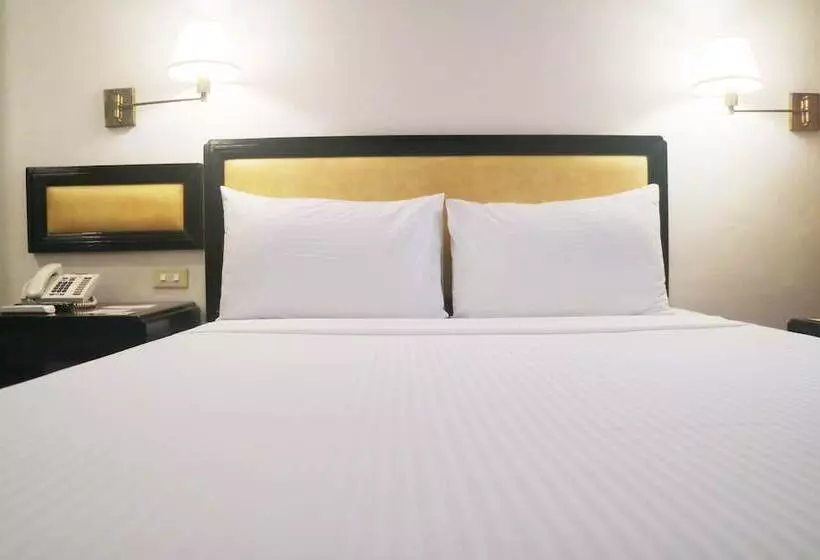 Palm Hotel Manila