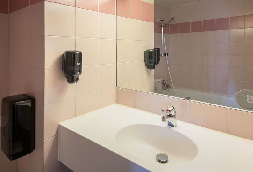 호텔 Scandic Hønefoss