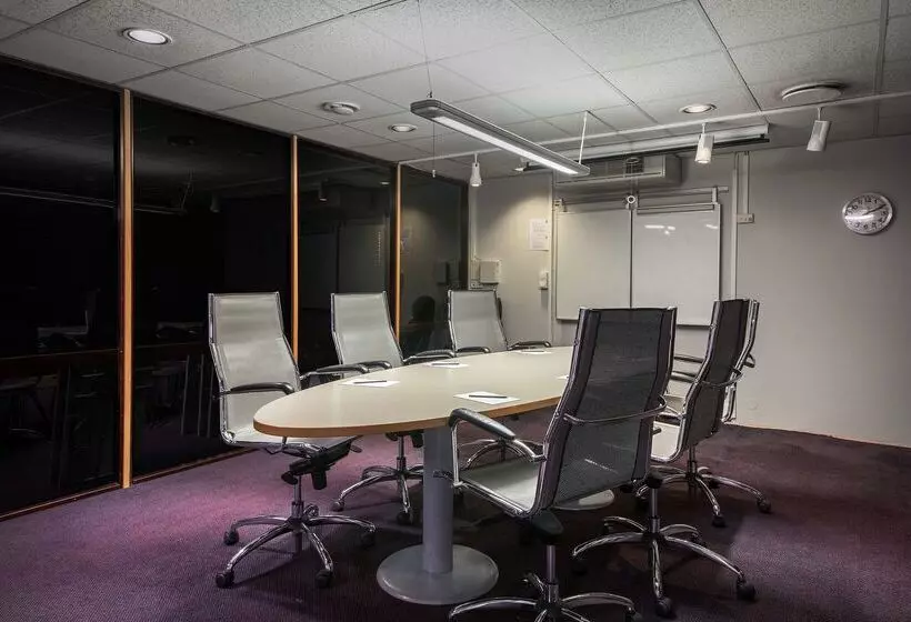 호텔 Scandic Hønefoss