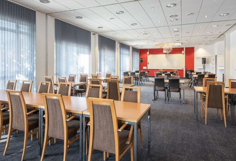 호텔 Scandic Hønefoss