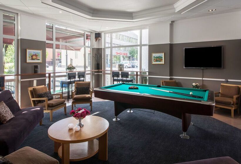 호텔 Scandic Hønefoss