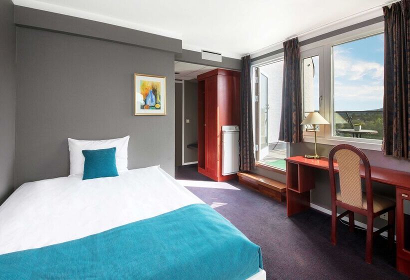 호텔 Scandic Hønefoss