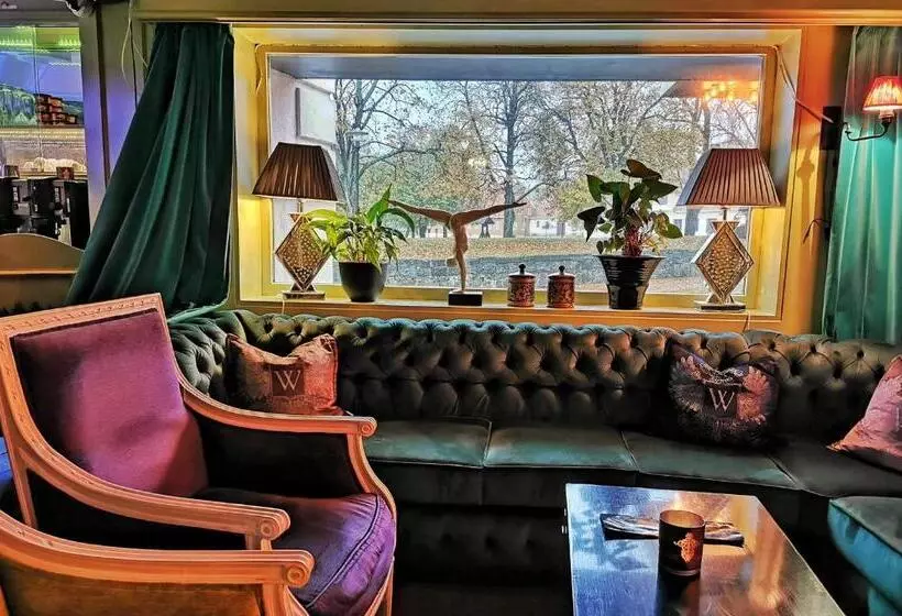 Wassilioff   Unike Hoteller