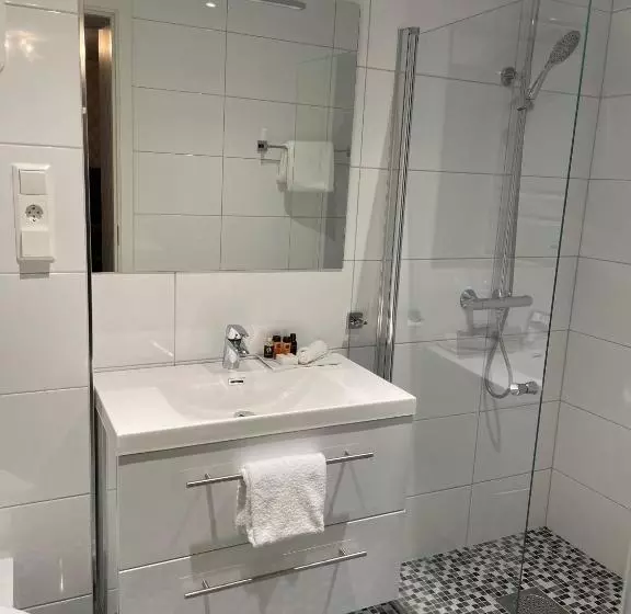 Wassilioff   Unike Hoteller