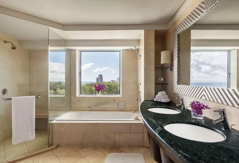 Курорт Shangrila Mactan, Cebu