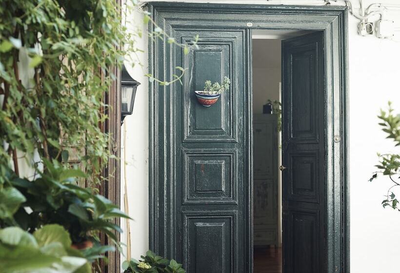 تختخواب و صبحانه Colazione In Piazza Castello