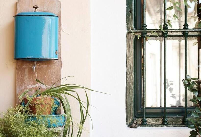 تختخواب و صبحانه Colazione In Piazza Castello