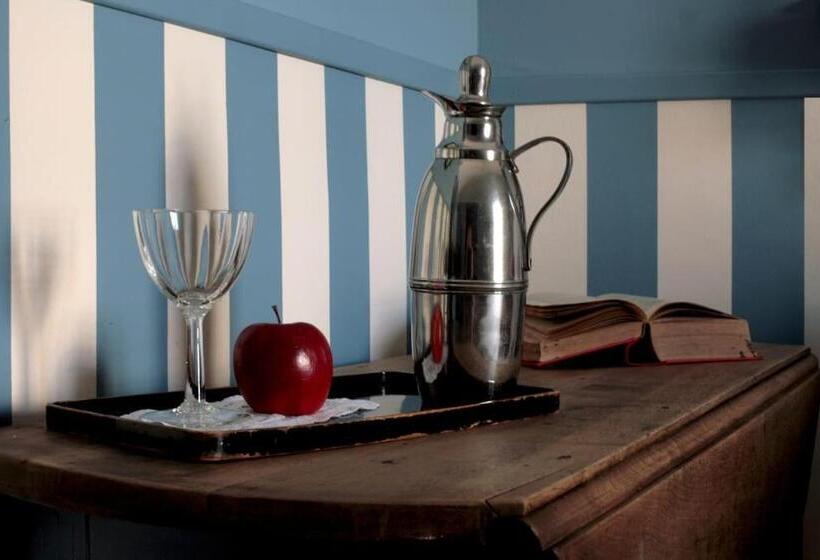 تختخواب و صبحانه Colazione In Piazza Castello