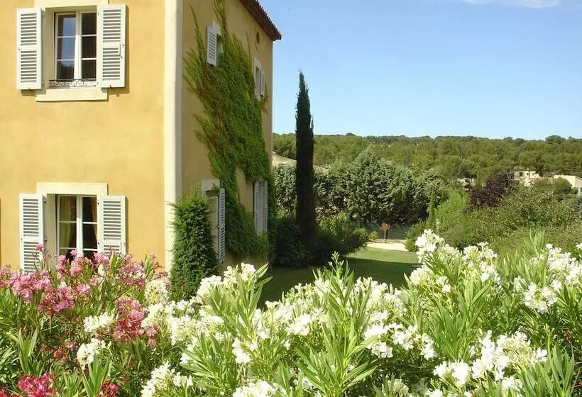 Aamiaismajoitus (B&B) La Bastide Tara