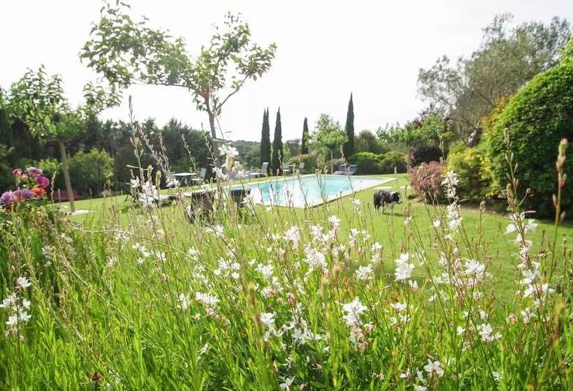 Aamiaismajoitus (B&B) La Bastide Tara