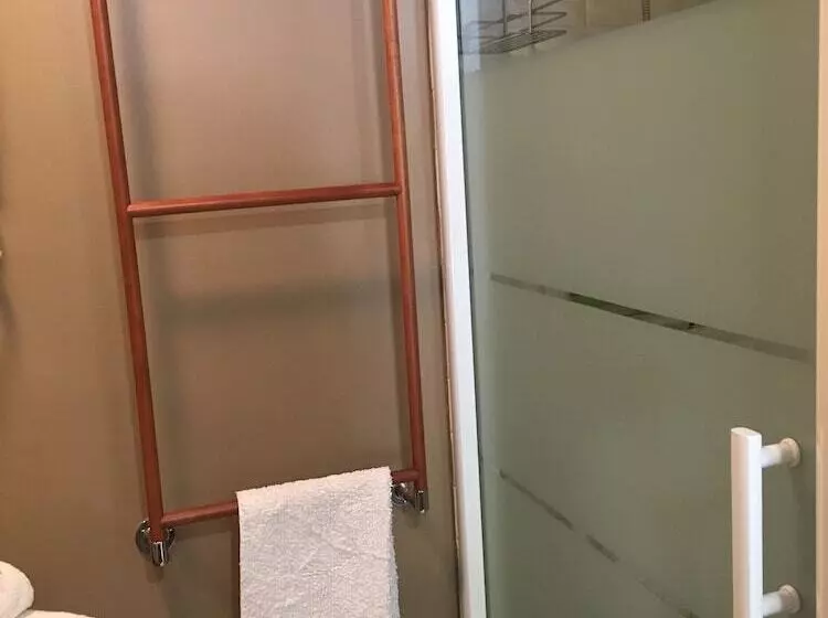 Aamiaismajoitus (B&B) La Bastide Tara