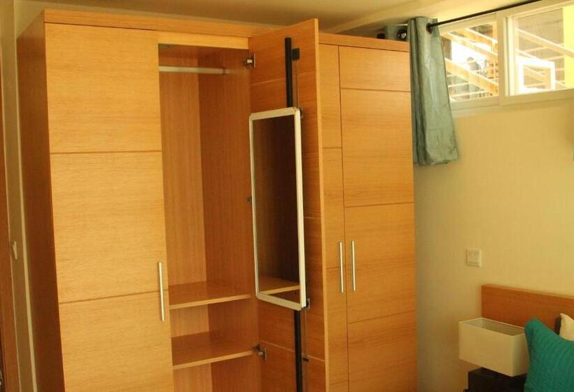 Harbour Island Residences