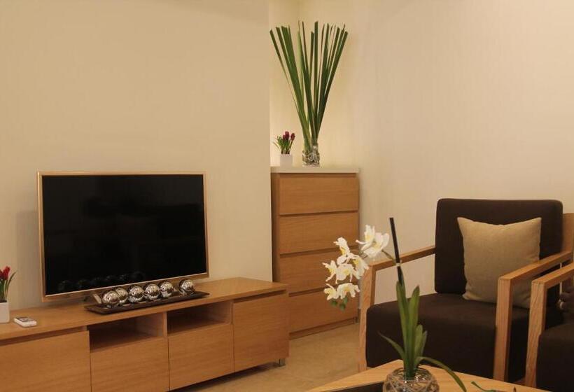 Harbour Island Residences