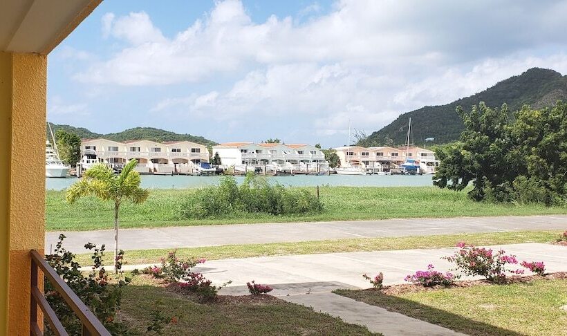 Harbour Island Residences