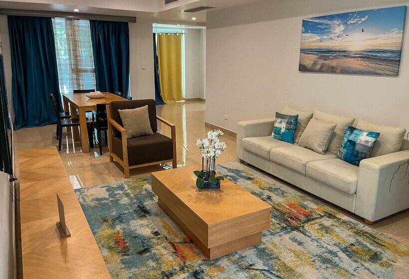 Harbour Island Residences