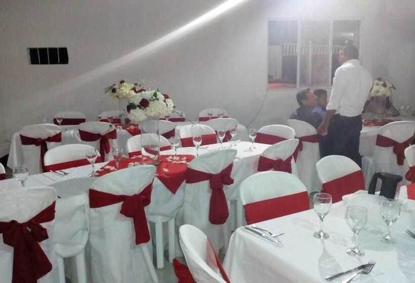 هتل Club Coco Y Caña