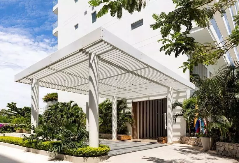 هتل Santa Marta Marriott Resort Playa Dormida