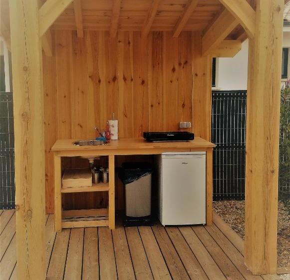 펜션 Côté Pinède