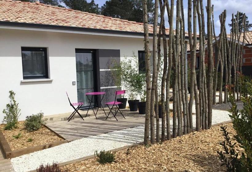 펜션 Côté Pinède