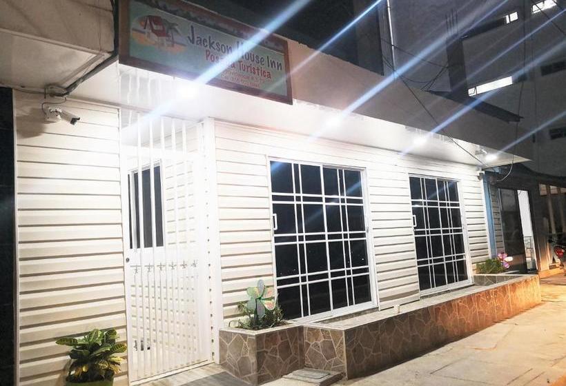 پانسیون Jackson House Inn