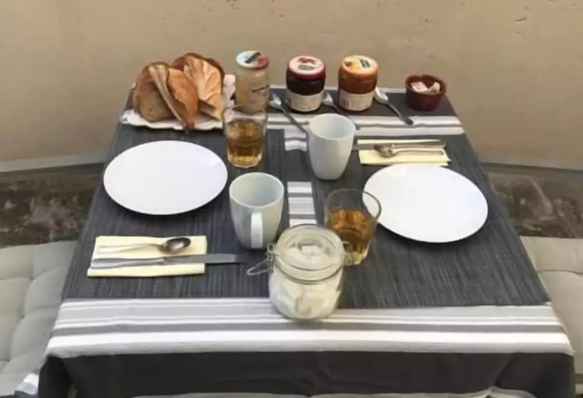 پانسیون La Maison De Cerise