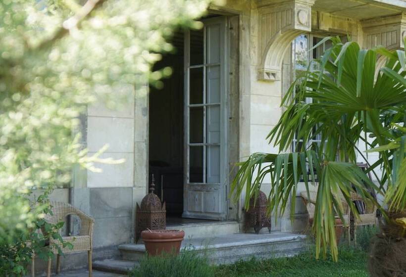 بنسيون Yobaba Lounge