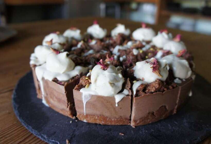 بنسيون Yobaba Lounge