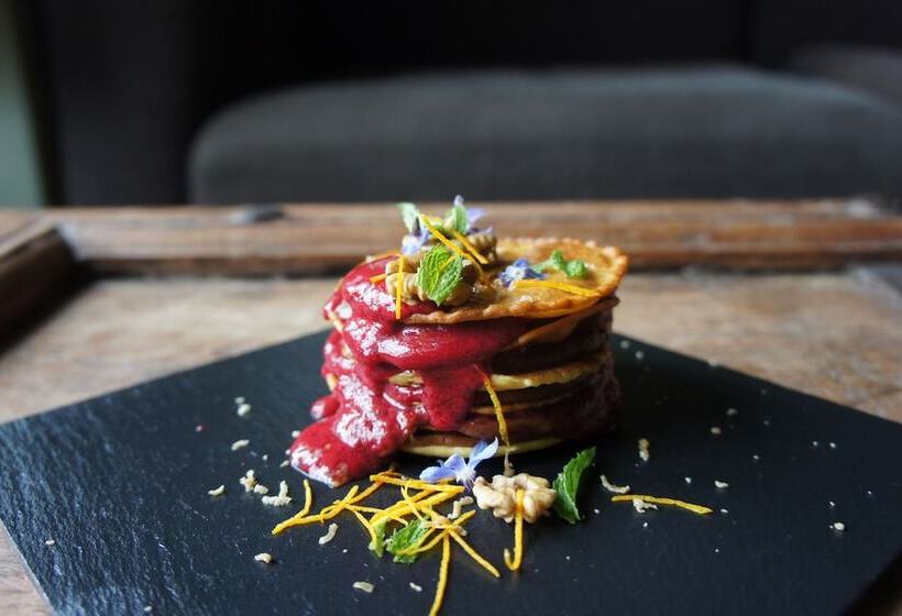 بنسيون Yobaba Lounge