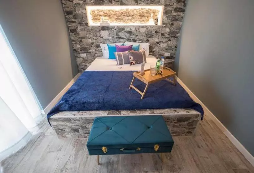 Y.palmela   Boutique Apartments