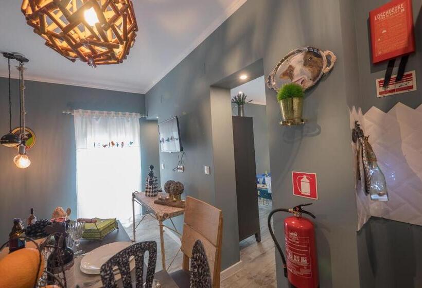 Y.palmela   Boutique Apartments