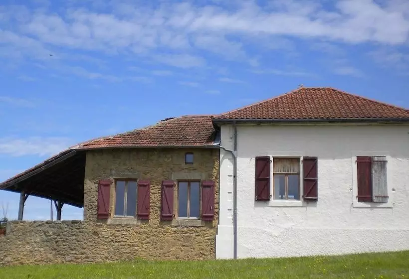 Aamiaismajoitus (B&B) Ancienne Ecole