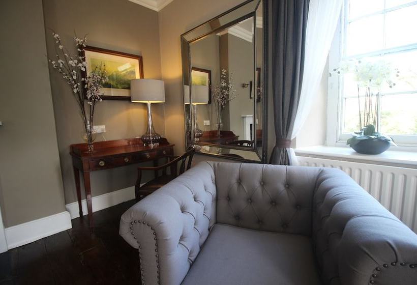 مبيت وإفطار Castle Hill House