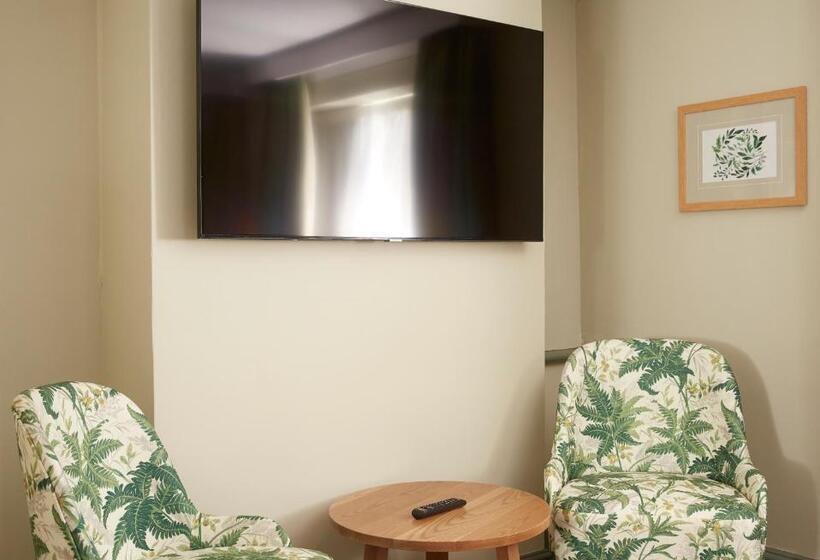 Governors House By Greene King Inns