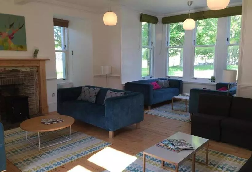 Hartfield House Hostel