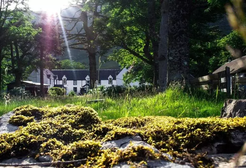 Hartfield House Hostel