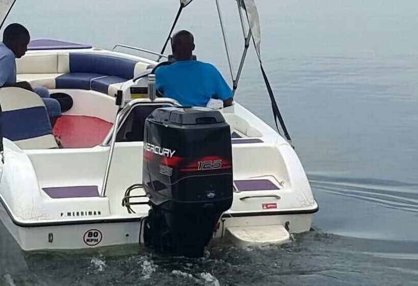 هتل Garuga Resort Beach