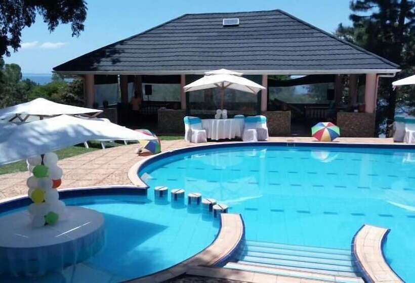 هتل Garuga Resort Beach