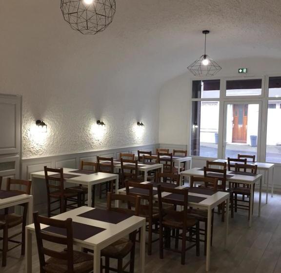 ホテル Hôtel Du Centre