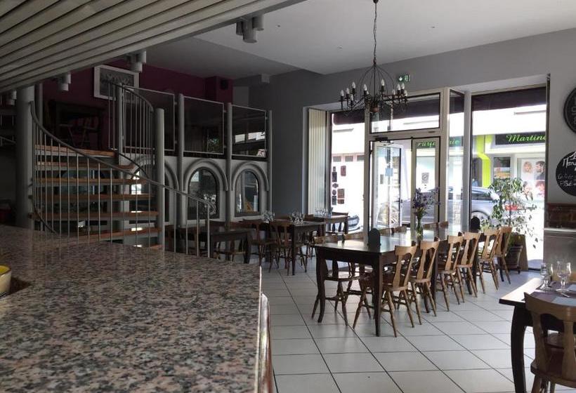 ホテル Hôtel Du Centre