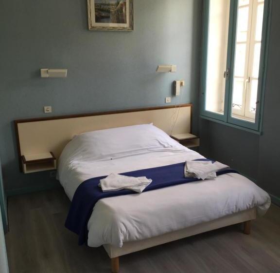 ホテル Hôtel Du Centre