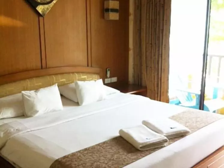 ホテル La Playa Boutique Resort