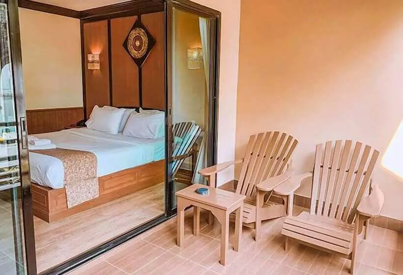 ホテル La Playa Boutique Resort