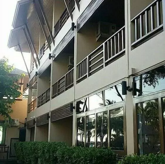 ホテル La Playa Boutique Resort