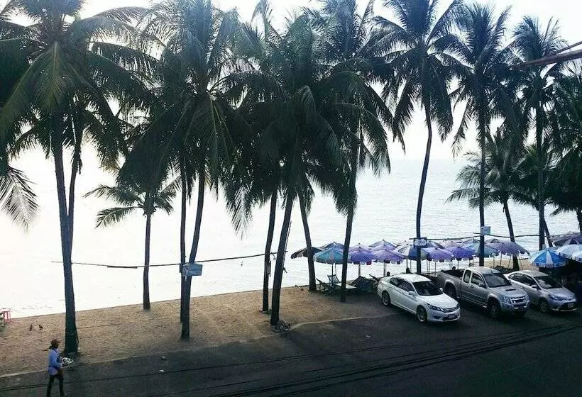 ホテル La Playa Boutique Resort