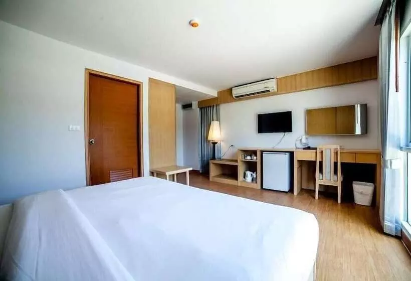 Hotel Phi Phi Harbour View