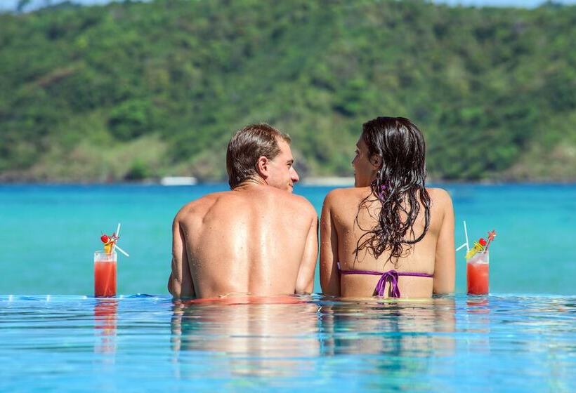 Otel Phi Phi Harbour View