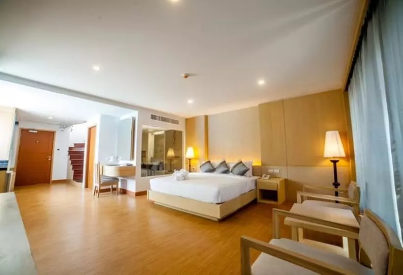 Hotel Phi Phi Harbour View